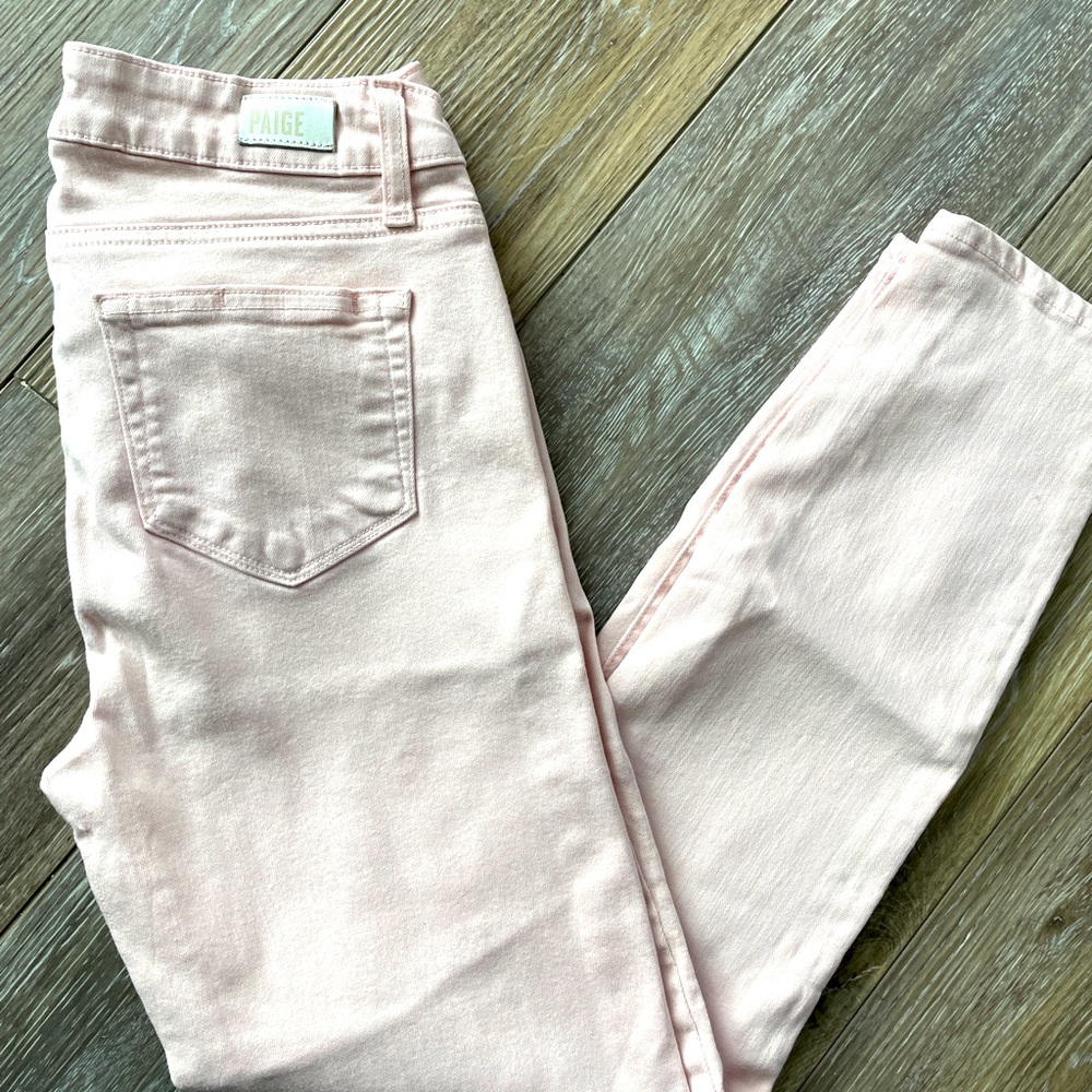 PAIGE jeans, women’s size 26 in light pink.  Perfect for Spring!